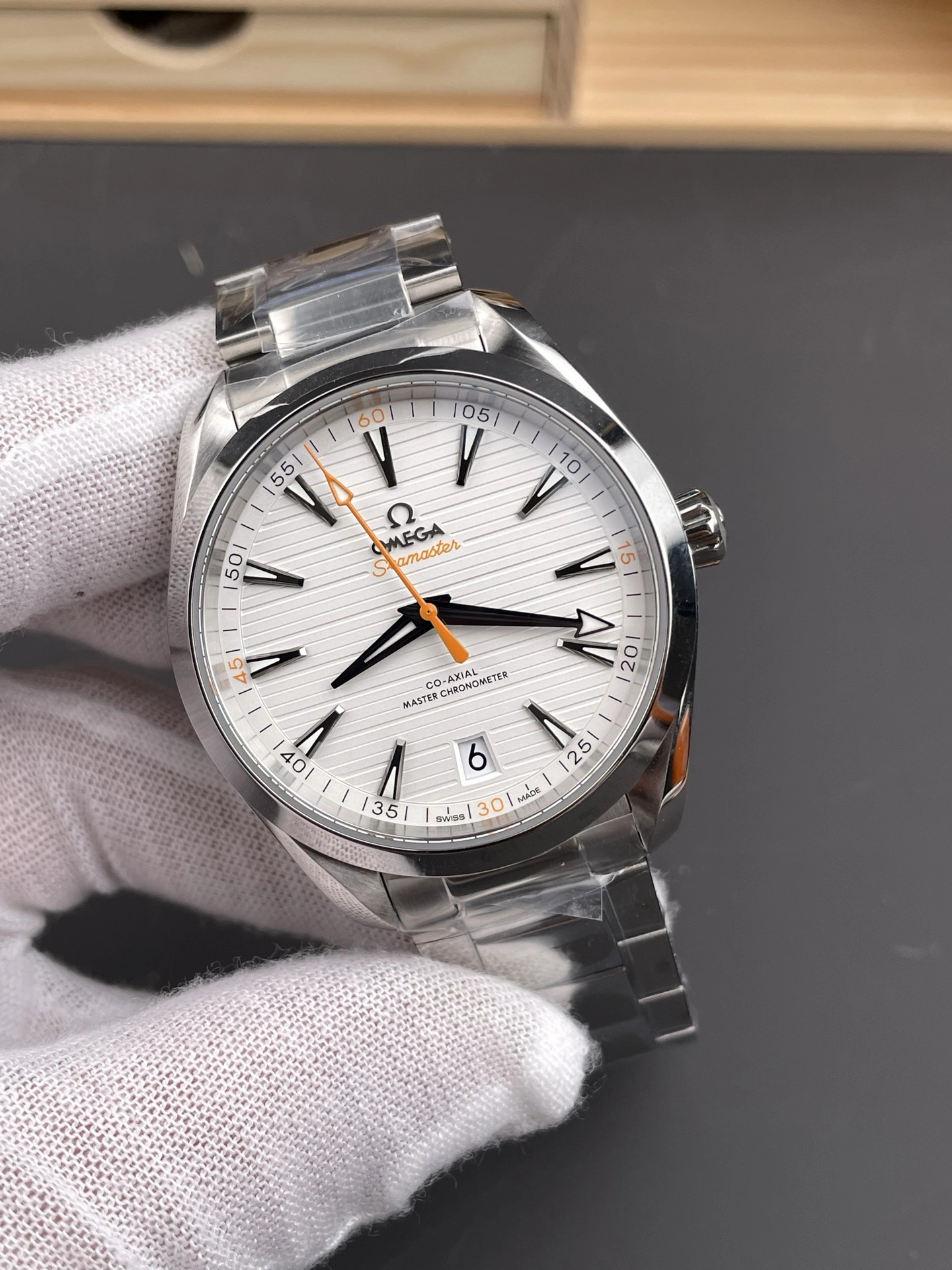 CBD Factory Omega Seamaster Aqua Terra 150M 41mm White Dial Orange Accents (220.10.41.21.02.001) 1:1 Super Clone – DD8900 Movement Affordable 271
